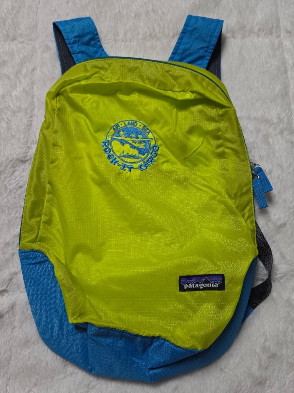 Patagonia Kids Lightweight Pack 15L Chartreuse Green Blue Backpack 48075 FA15